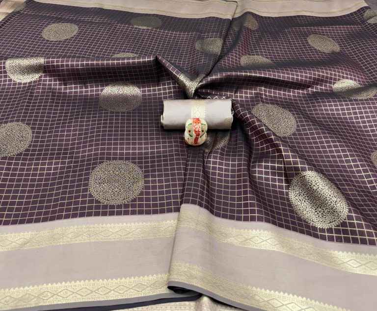 Premium Kanjeevaram Silk with Contrast Border